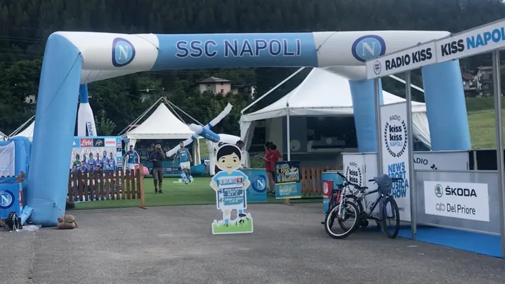 Oggi il Napoli si raduna a Dimaro.Voci su Cavani
