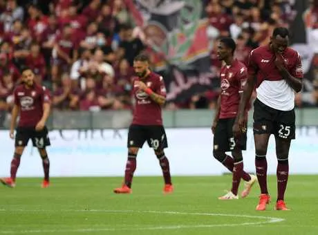 Salernitana: altri 3 positivi al Covid, è emergenza totale con la Lazio