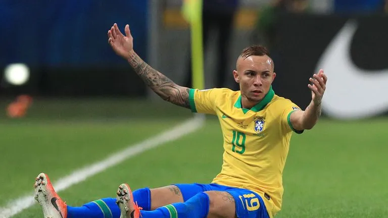 Il Napoli ha scelto Everton Soares