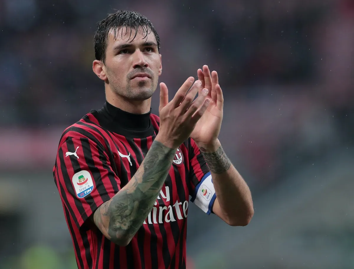 Milan, cessione Romagnoli: non solo la Juventus | Raiola incontra il Barcellona