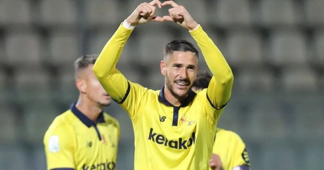 Calciomercato Modena, a ore l'addio di Falcinelli: l'attaccante resta in serie B