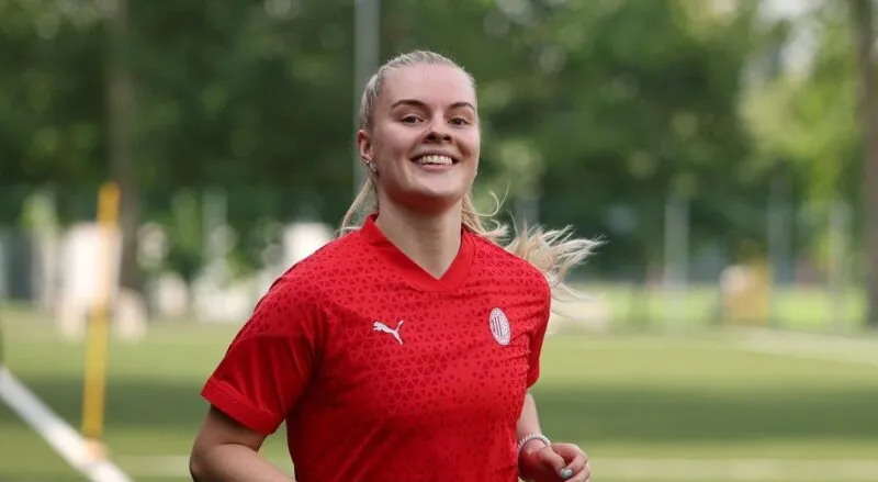 Milan femminile Arnadottir