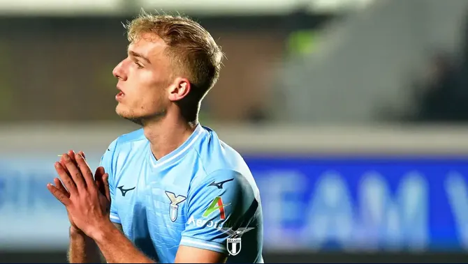 Lazio-Bayern Monaco, le formazioni ufficiali: c'è Isaksen! La scelta su Immobile...