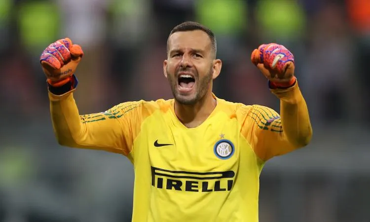Calciomercato Inter, si studia il dopo Handanovic: i nomi