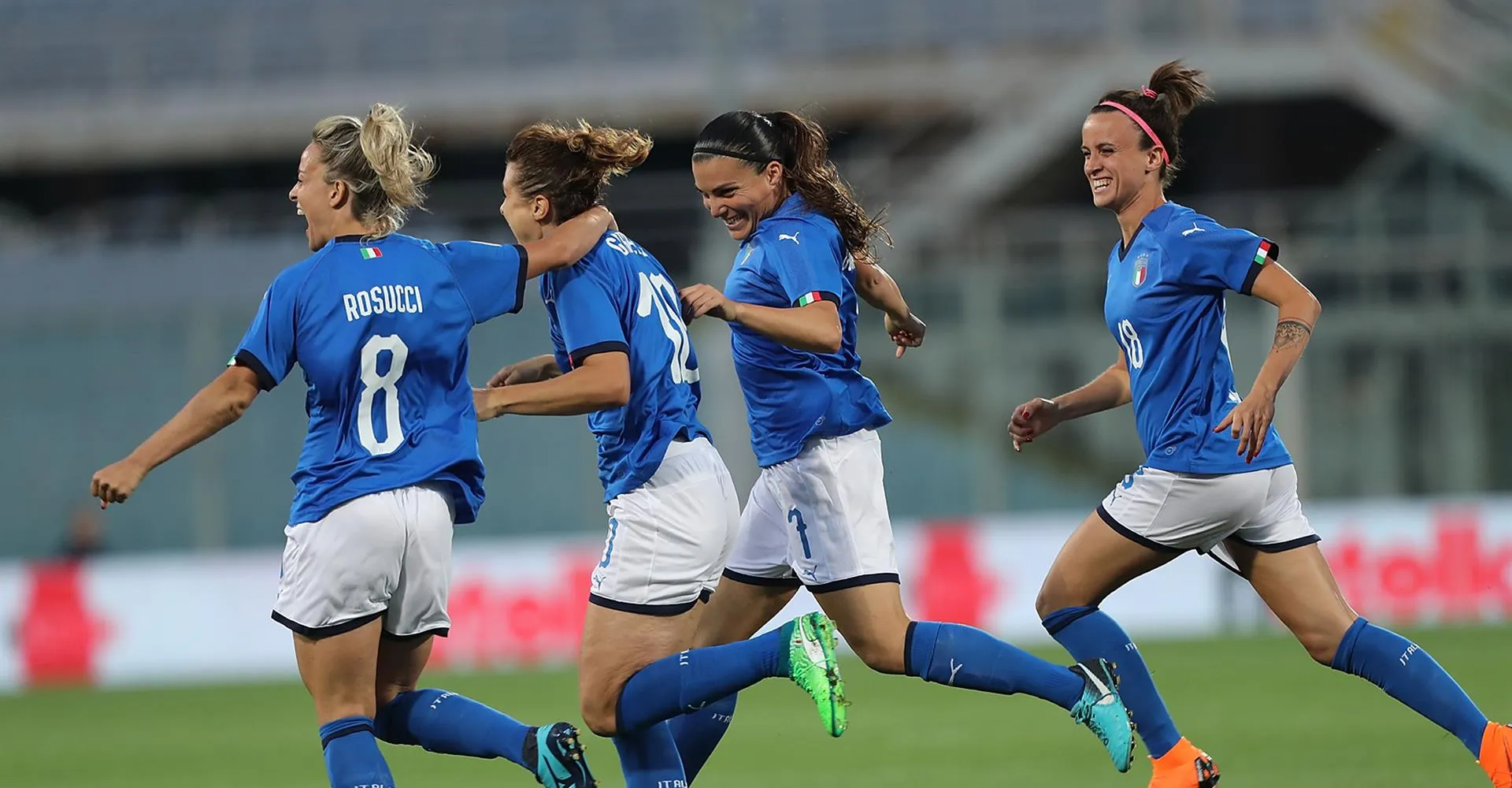 Calcio femminile, via alla rivoluzione