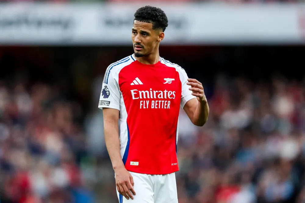 Arsenal, Saliba: "Voglio restare e vincere trofei qui"