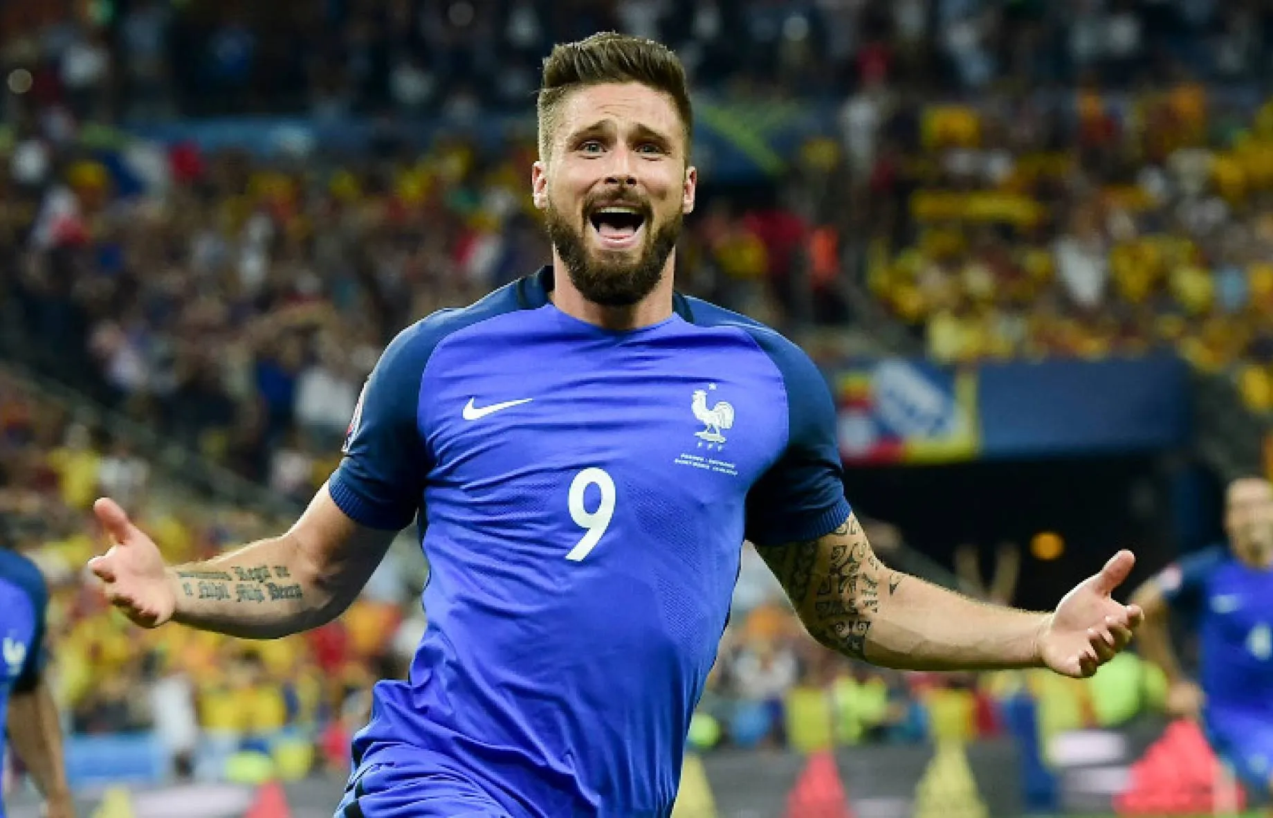 Milan, ora Giroud piace a tutti: dalla Francia arrivano forti sirene | La posizione del club