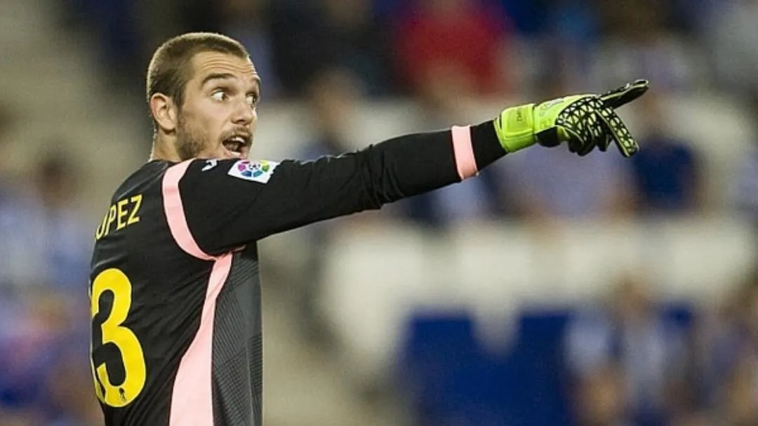 Pau Lopez Genoa