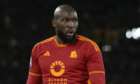 Milan, Lukaku spinge per andare da Conte: il primo passo lo dovrà fare lui