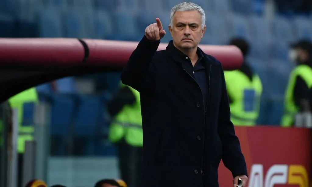 Bayern Monaco, Eberl: "Mourinho? Stiamo osservando gli allenatori liberi. Se sta imparando il tedesco? Ecco..."