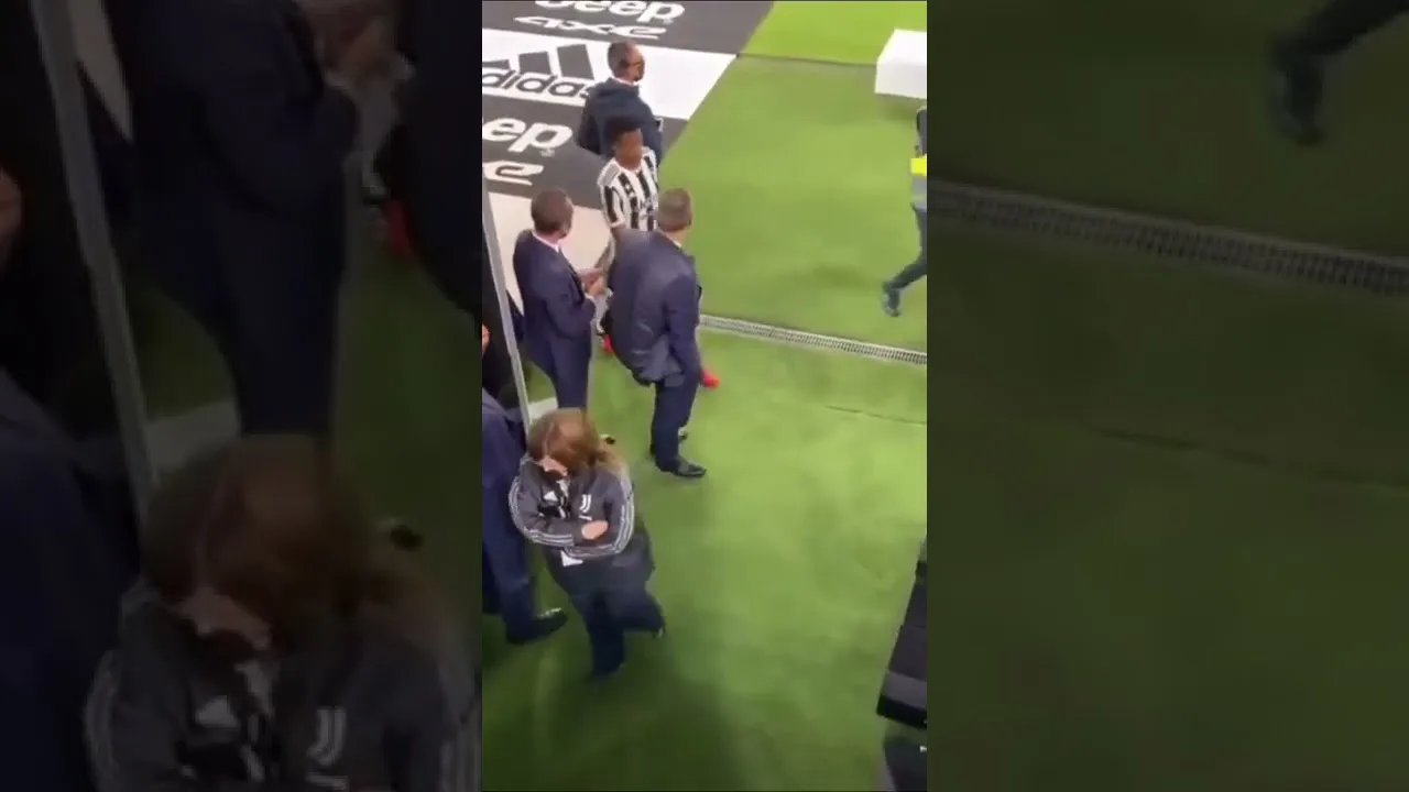 Il video. Allegri: "Porca t...a!, e vogliono giocare..."