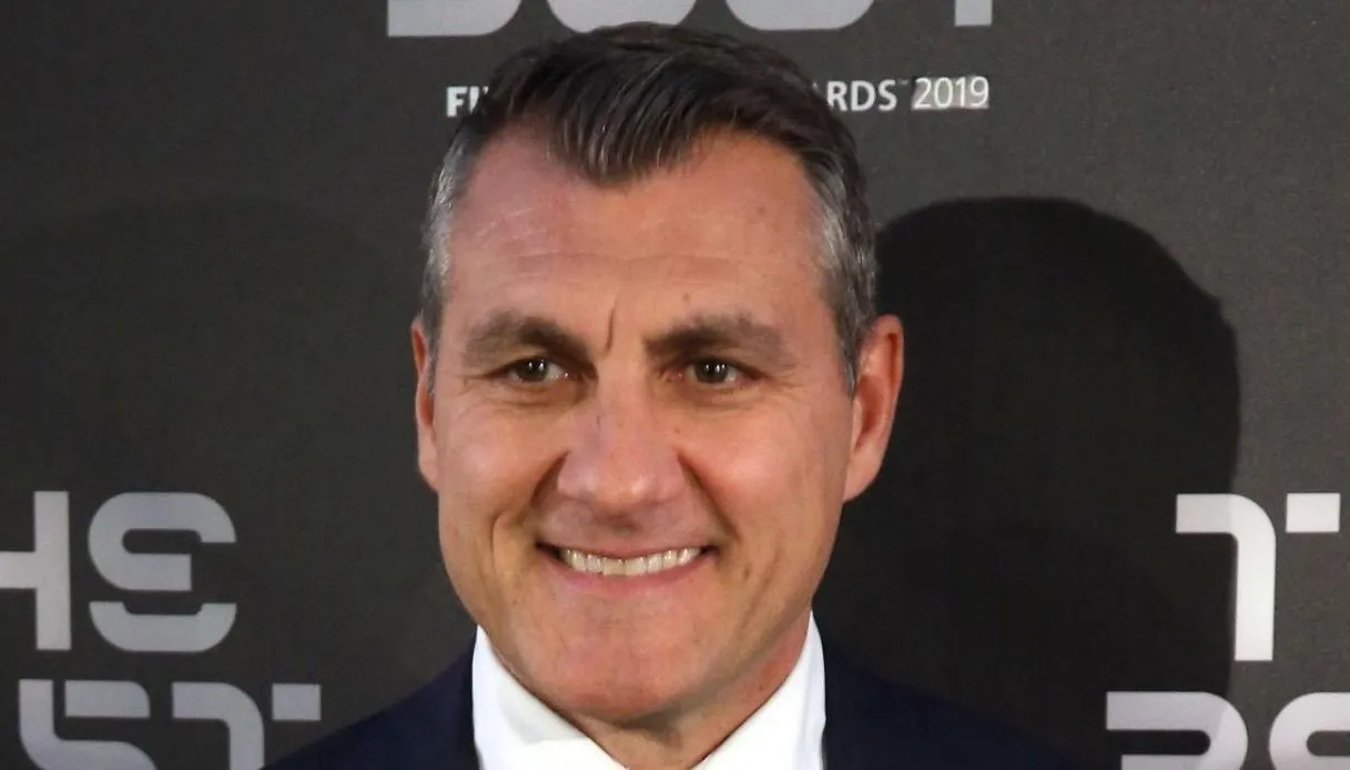 Milan, Bobo Vieri:" Leao ti fa impazzire...è il suo modo di giocare che fa discutere"