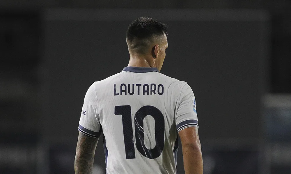 Inter, Lautaro: "Data la storia del club e le sue dimensioni, l'Inter deve sempre puntare a vincere trofei"