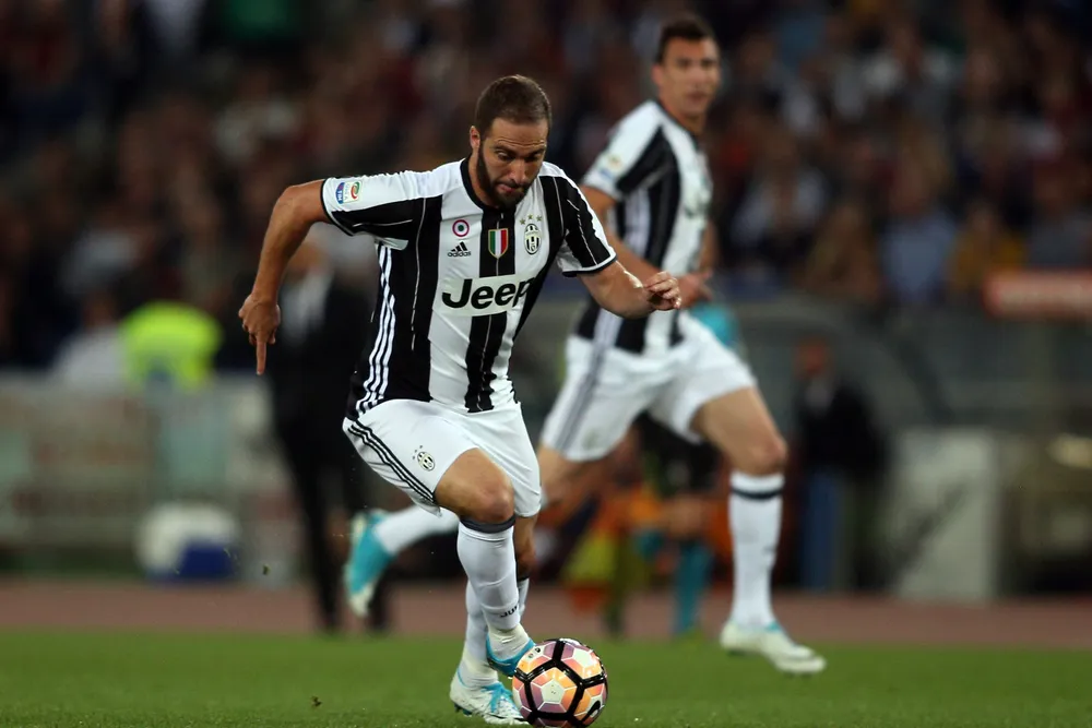 Serie A, nostalgia di numeri 9: classifica marcatori invasa da centrocampisti