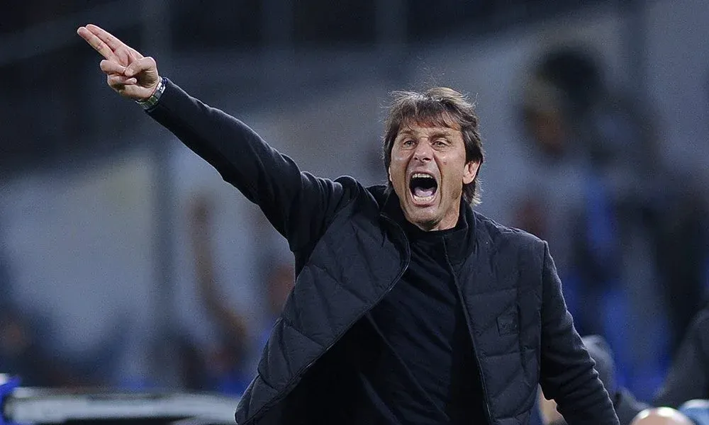 Manchester United, crisi e rischio esonero: c'è Conte