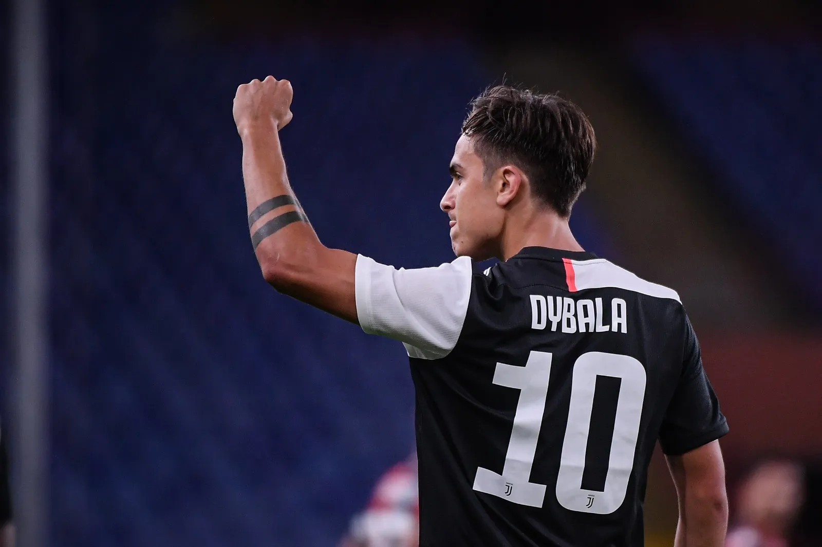 Roma, tifosi pazzi di Dybala: battuto il record di Ronaldo