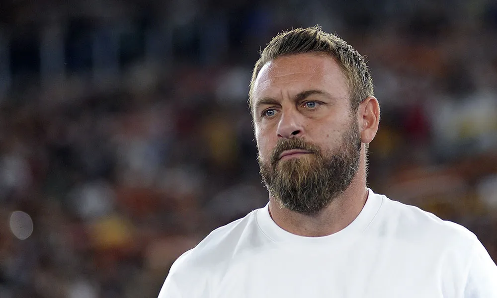 Genoa, De Rossi: "I giocatori mi ridanno indietro emozioni forti. I commenti sui social? Sono un veleno"