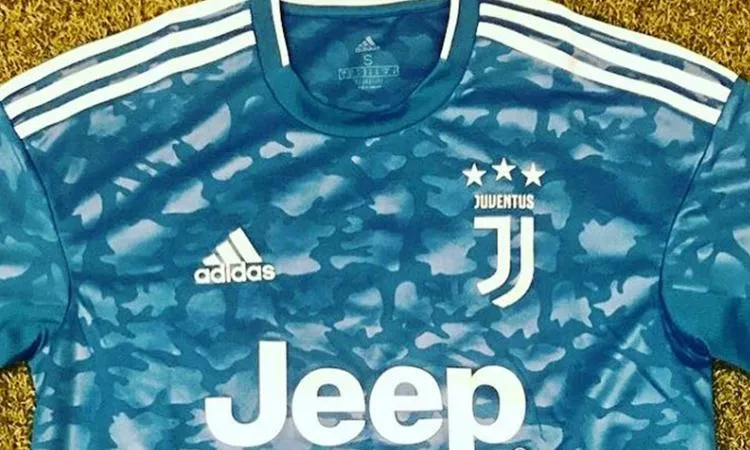 Juventus, svelata la terza maglia per la stagione 2019/20