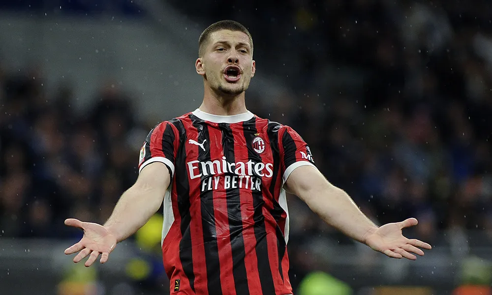 Milan-Bologna, risultato in diretta: LIVE (0-1)