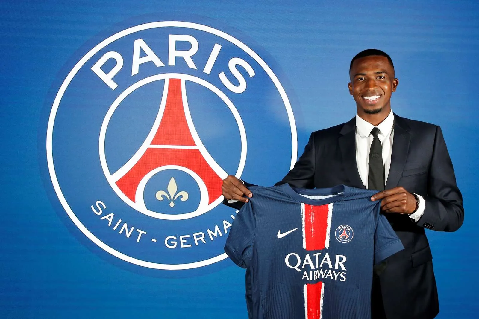 PSG, rinnovo e aumento salariale in vista per Pacho