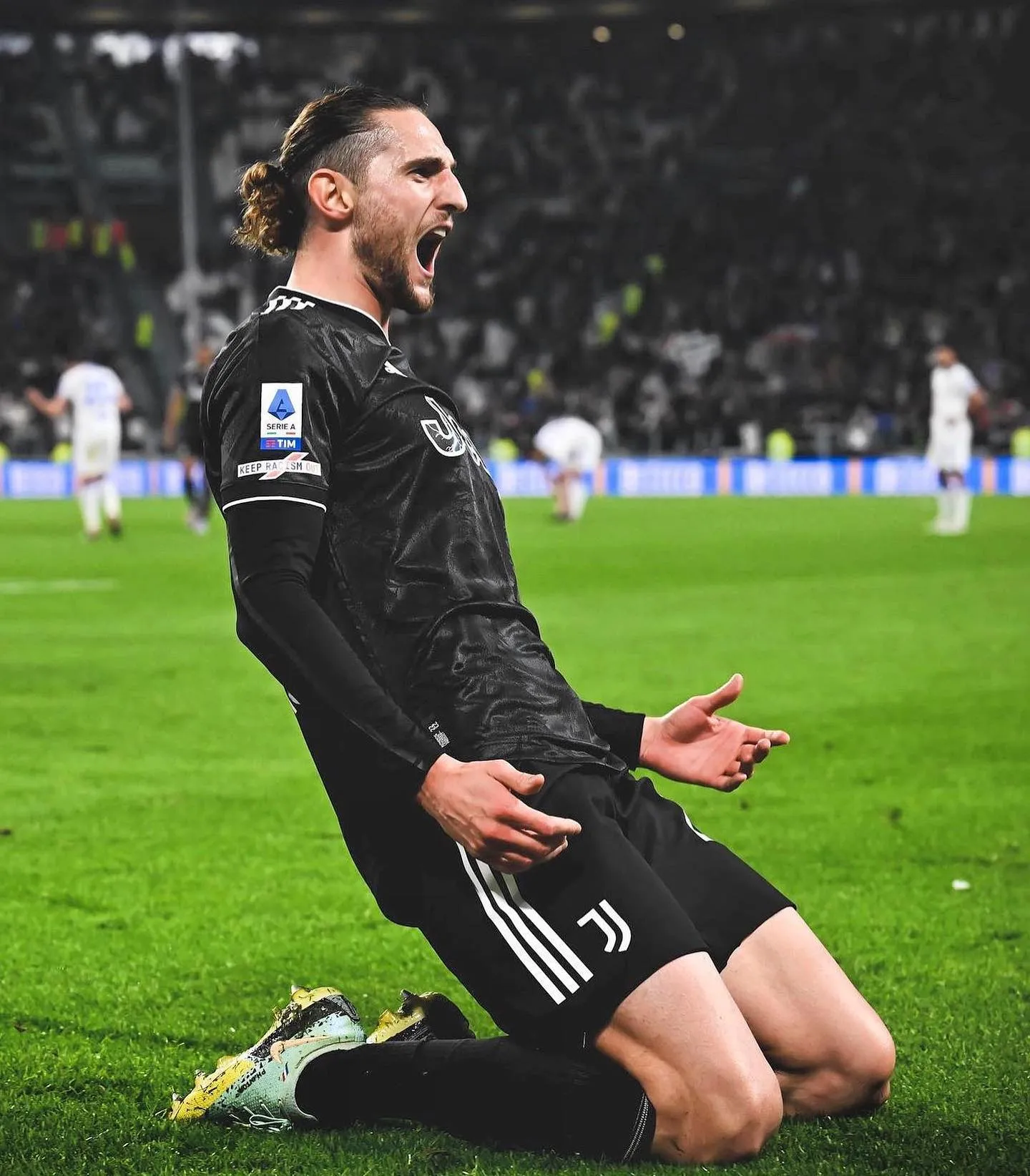 Rabiot: Juve si fa dura, mezza Europa vuole il francese