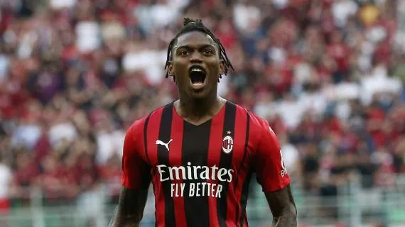 Milan, trattativa con Mendes: Leao rinnoverà a queste cifre