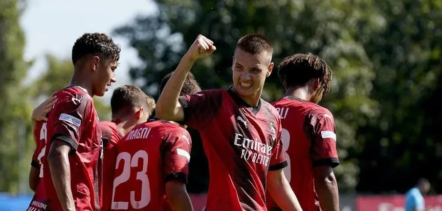 Milan Primavera, il Lecce dopo il PSG: Abate chiede a Camarda altri gol decisivi