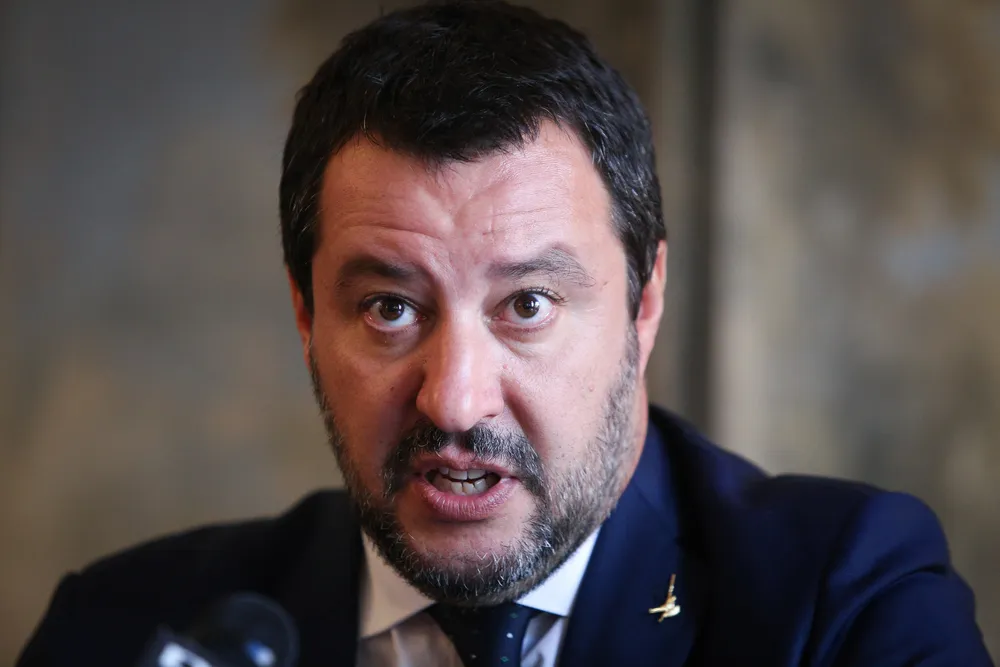 Milan scialbo e noioso, Salvini punge: "Forza Milan sempre, non sta roba qua"
