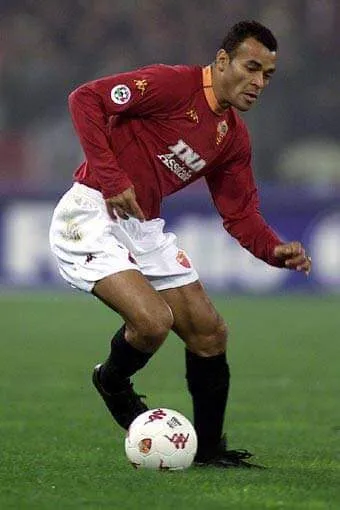 Cafu: "Ecco la differenza tra Capello e Mourinho. Può essere l'anno del Milan"
