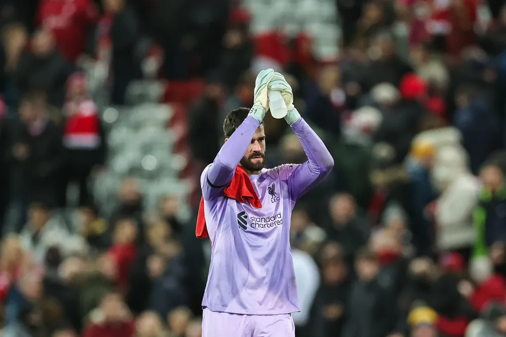 Liverpool, tegola Alisson: starà fuori 6 settimane