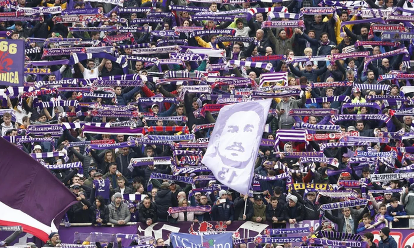 I tifosi della Fiorentina non spengono la passione: in massa a Losanna