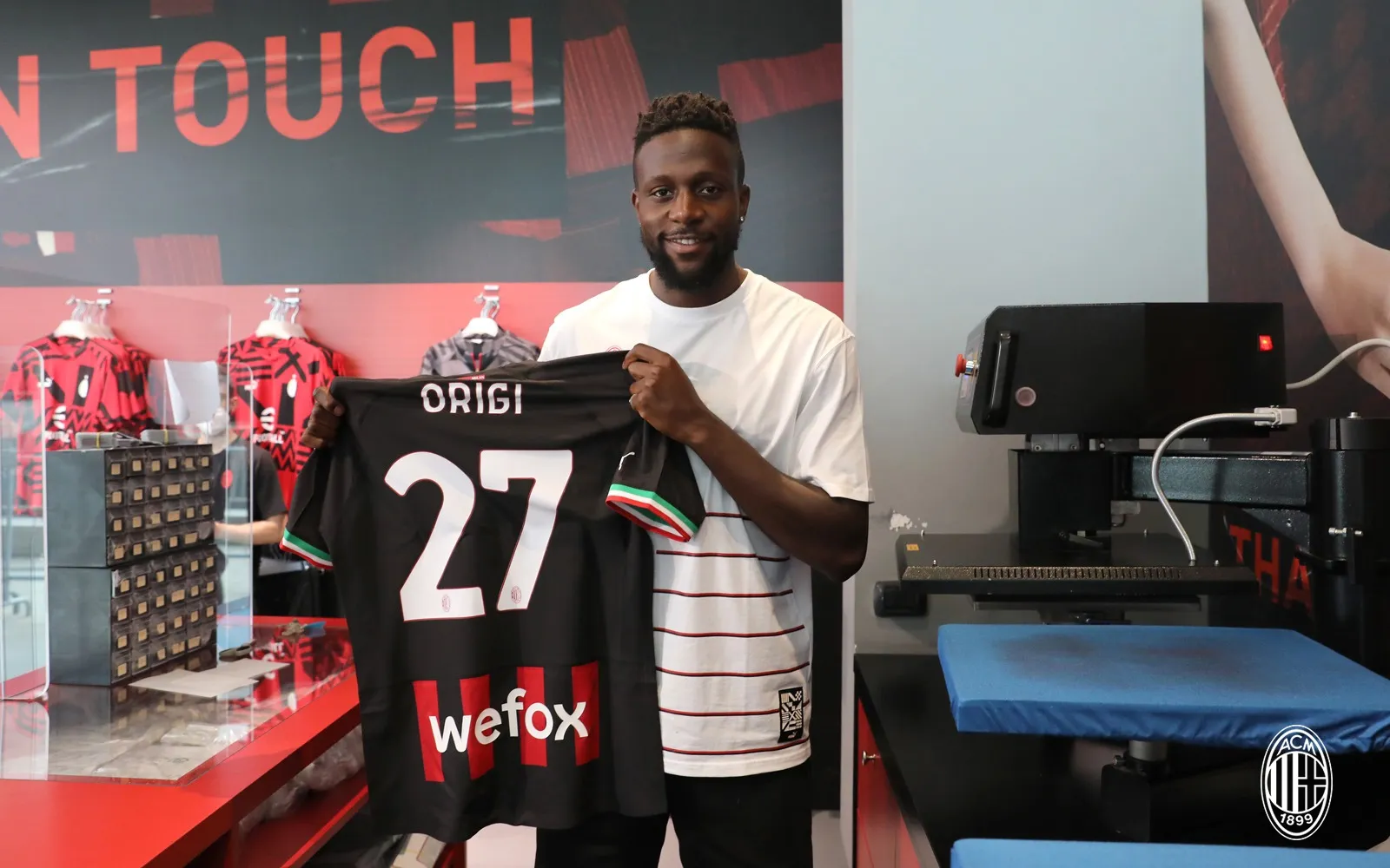 Milan, Origi firma il primo gol stagionale I Loftus-Cheek subito sugli scudi