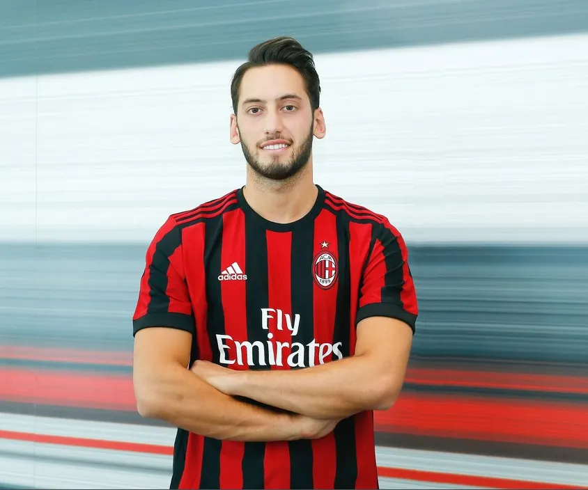 Milan-Calhanoglu: ancora distanze tra le parti