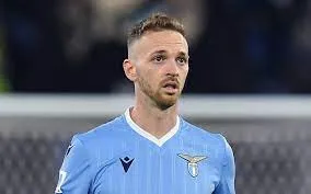 Lazio, Maurizio Sarri a caccia di esterni