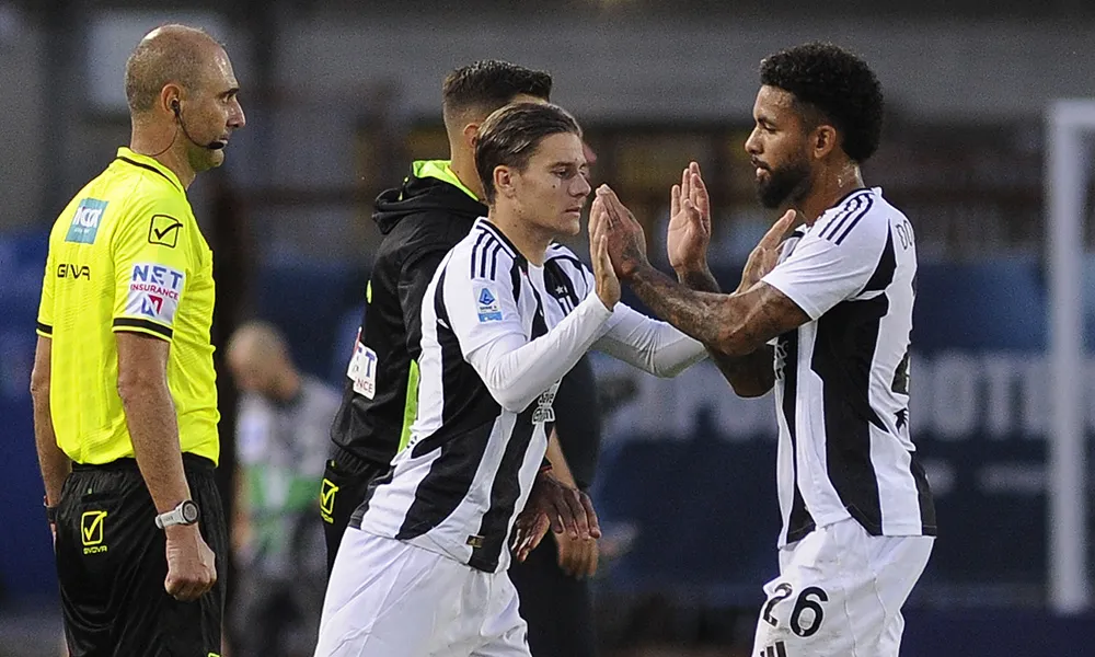 Juventus, la situazione di Douglas Luiz