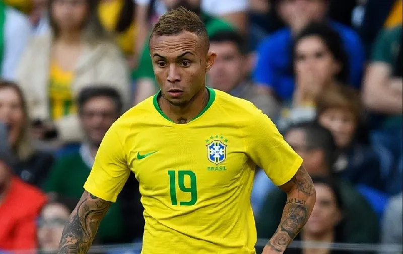 Napoli, il Gremio è disposto a cedere Everton