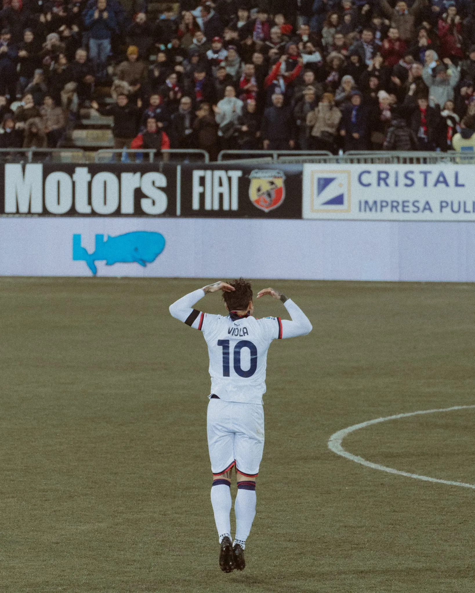 UFFICIALE Cagliari, Viola prolunga fino al 2025
