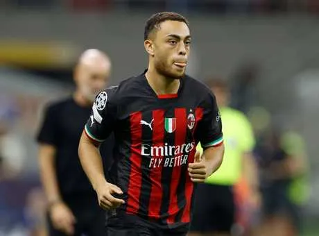 Milan, questione riscatti: la decisione su Dest e Vranckx